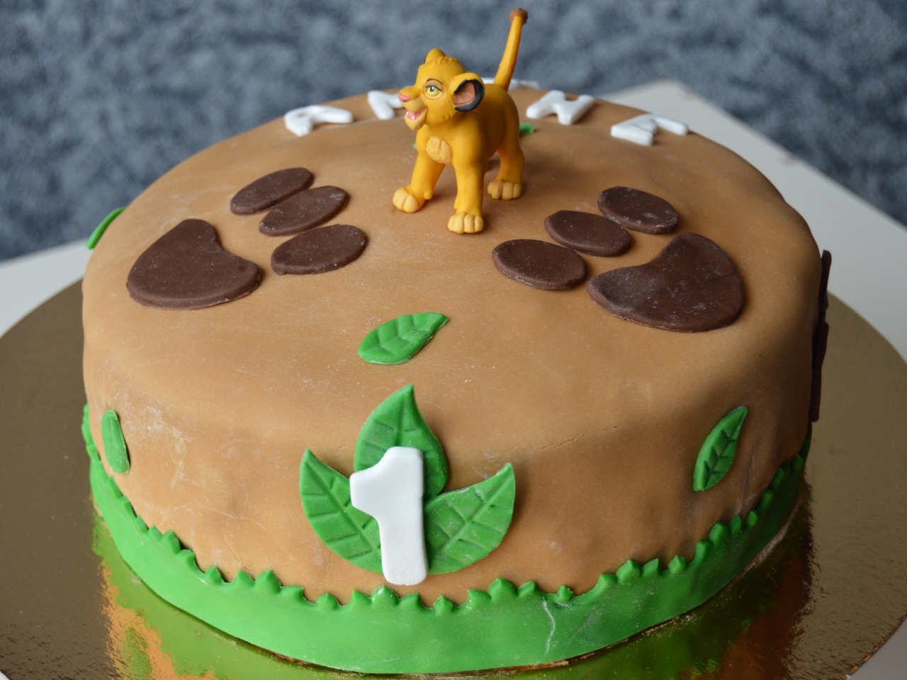 La Pâtisserie de Julie \u0026 Cie \u2014 Gâteau d\u0027anniversaire sur le