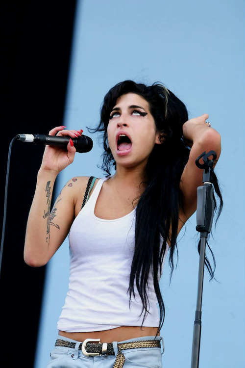 isle of wight festival amy winehouse 2007 back to black b2b era