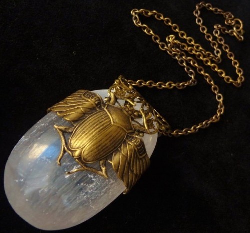 leserpente:Egyptian Revival - Calcite with Brass Scarab. 