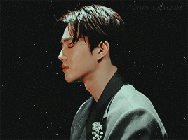 Going in for the L.A. vibe (Jun-Myeon) D69cb7b9eaee19c5d73b975438f88effad40a5d3