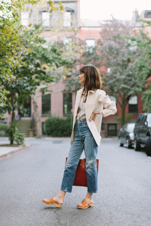 outfits with clogs