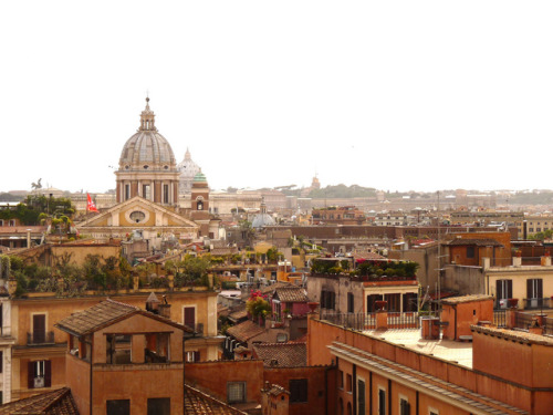 allthingseurope:Rome rooftops (by Lucie)