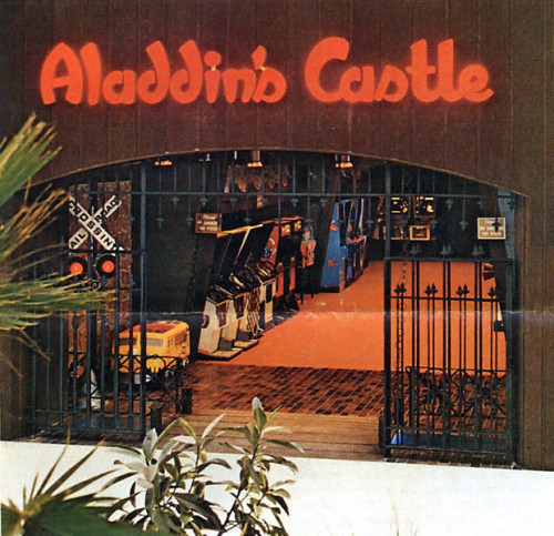 beatnikdaddio:when arcades RULED the world.part one.