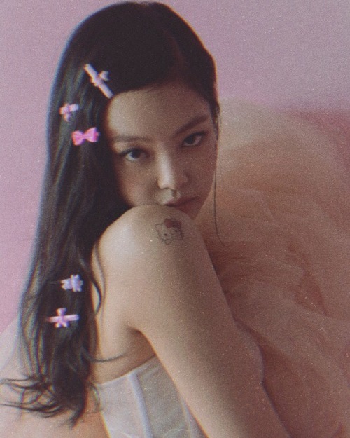 blackpinkfilm:jennie kim | pink punk