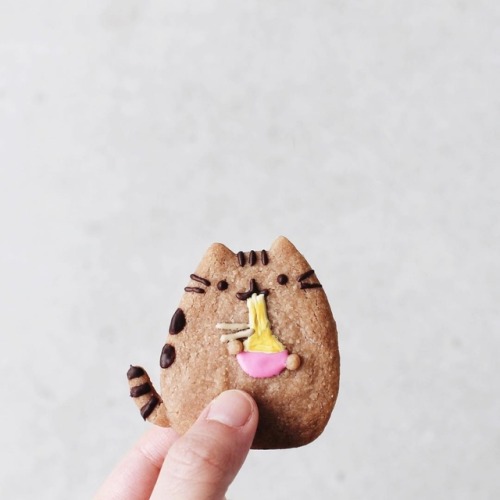 sosuperawesome:Elleventy on InstagramFollow So Super Awesome...