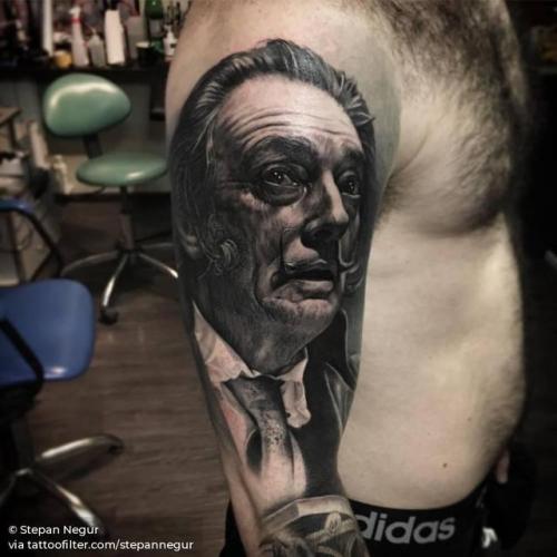 By Stepan Negur, done in Moscow. http://ttoo.co/p/27461 spain;black and grey;patriotic;stepannegur;big;character;facebook;twitter;salvador dali;portrait;upper arm