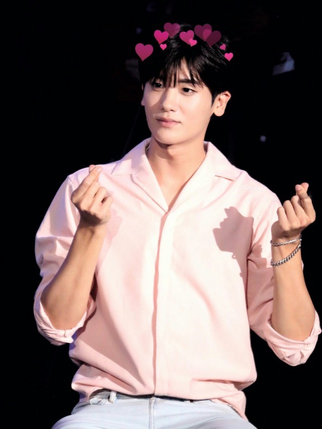 kpop idols with hearts — park hyungsik (actor , ZE:A) with hearts like