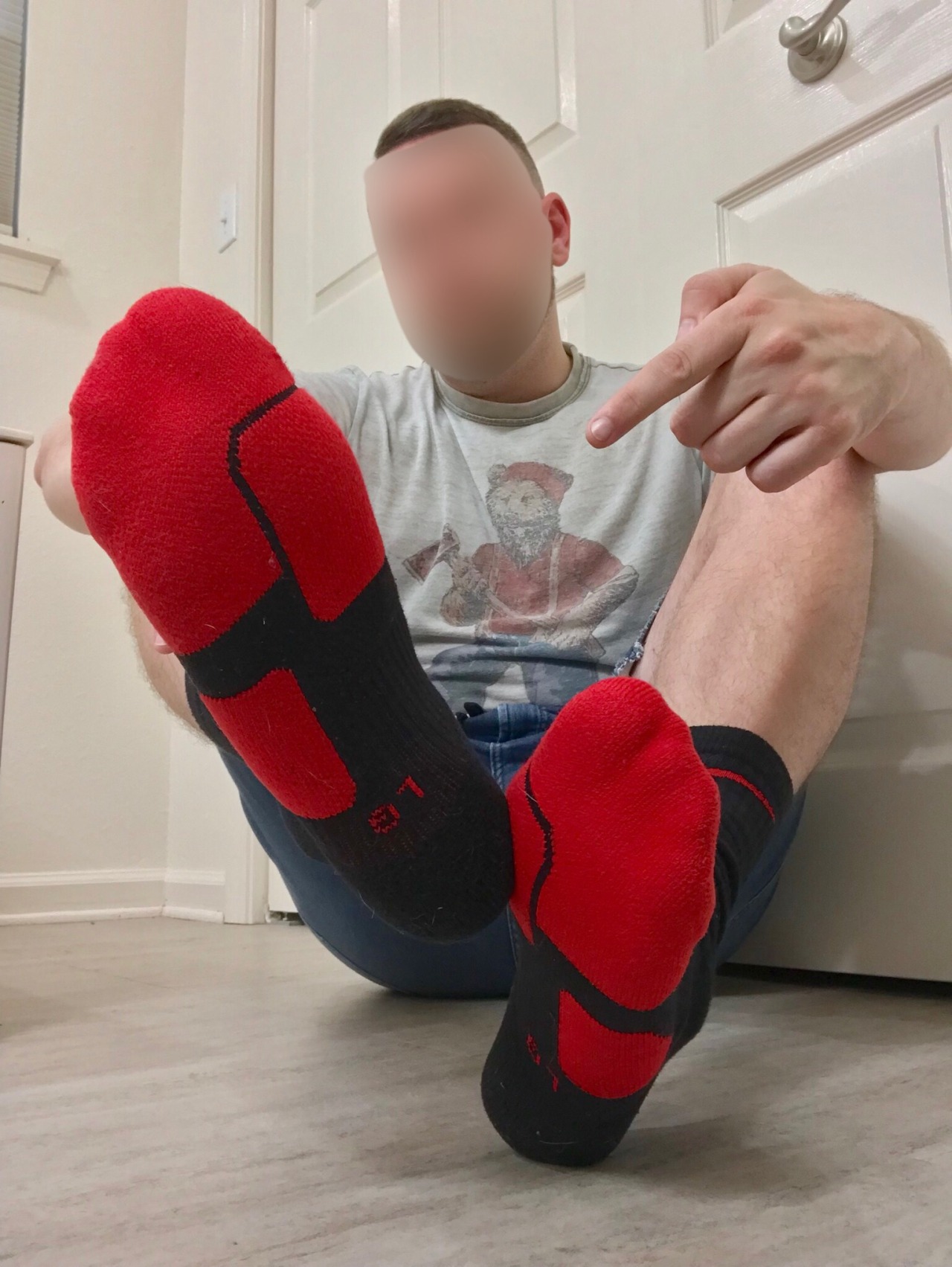 KYfootrest Sniff My Socks Fag While