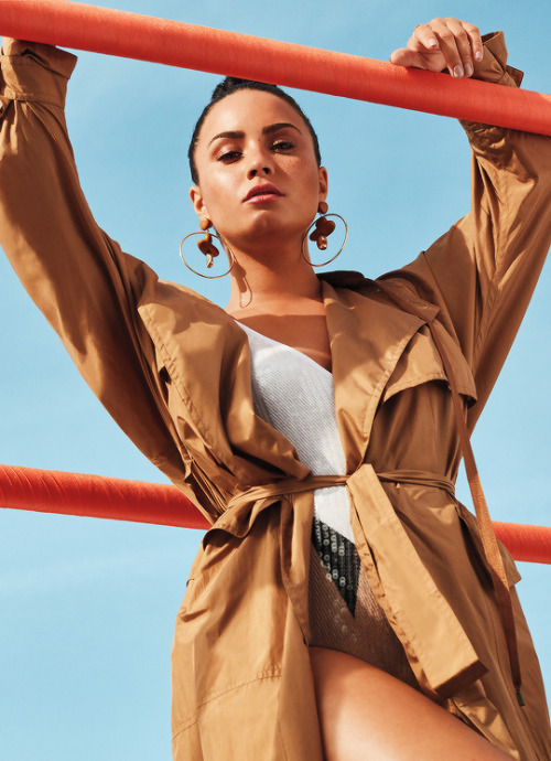 womensco:Demi Lovato (InStyle Magazine) 