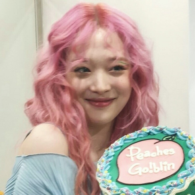 Sulli Forever Sulli Pink Hair Like Or Reblog If You Save