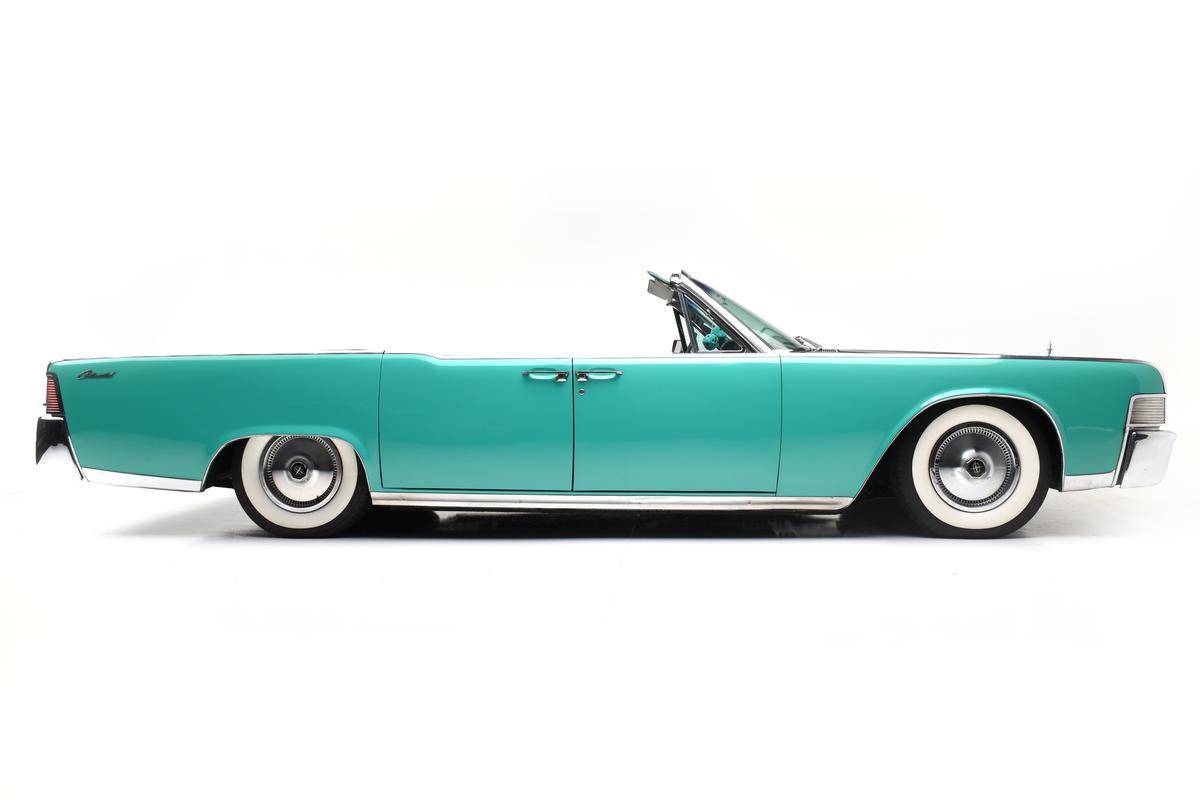 Hemmings Motor News — Slammed Gray Over Green 1965 Lincoln Continental