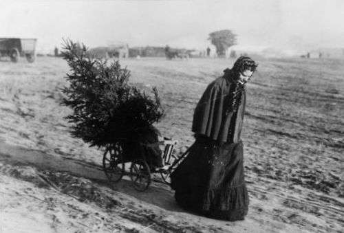 black and white christmas victorian era