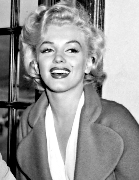 alwaysmarilynmonroe: Marilyn in 1952. - being a fan is hard, darling