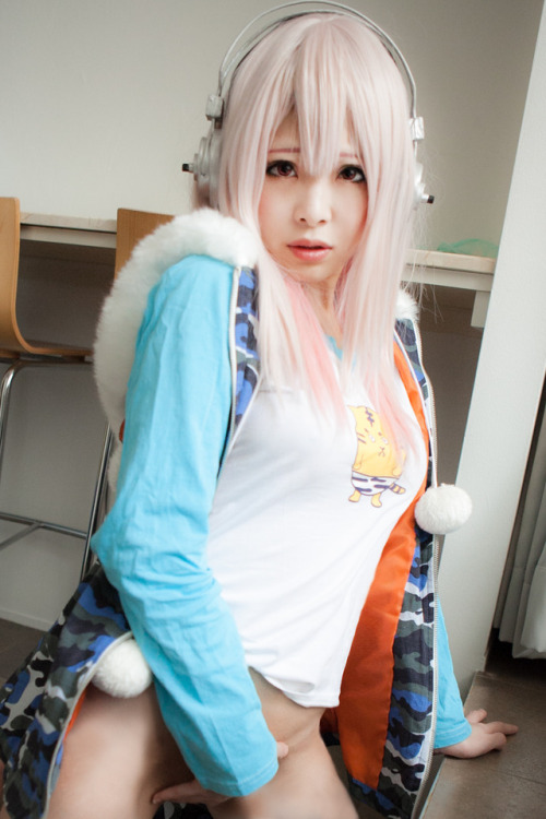 welsonooo:cosplayjapanesegirlsblog:Super Sonico - Super...