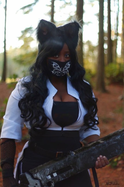 nanasuicide-blog:My Cosplay of Blake Belladonna from RWBY V2