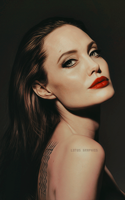 Angelina Jolie Tumblr_pwbmt3zug21wftoggo9_250