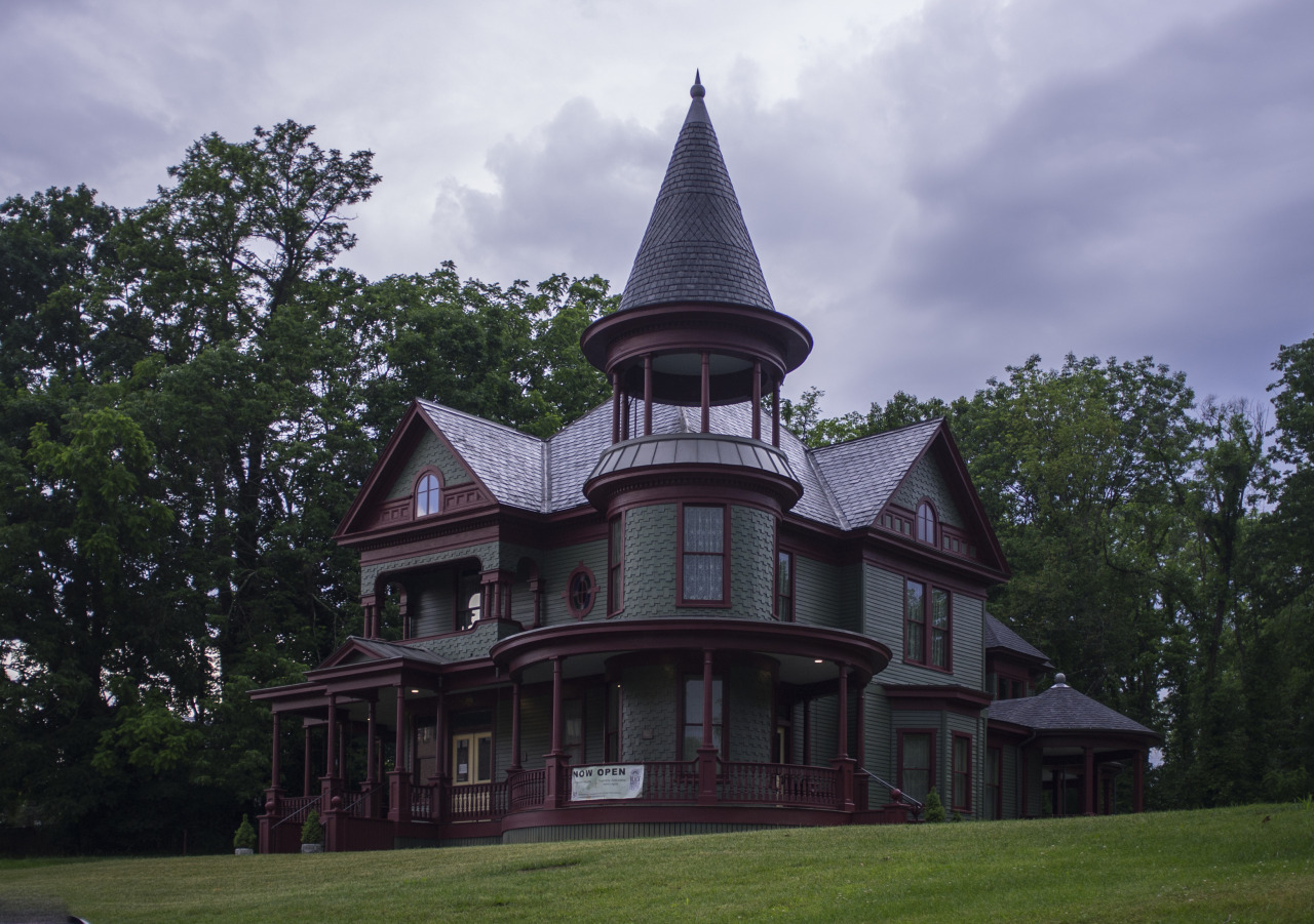 Victorian Houses