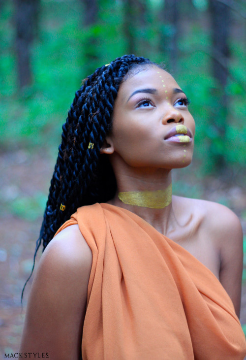 Outdoor black woman beauty