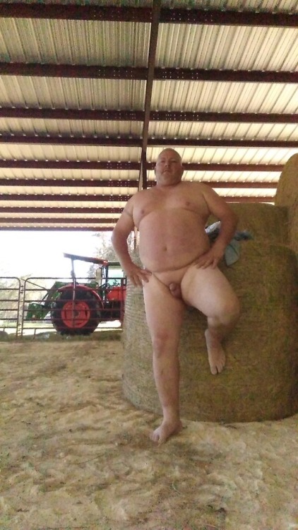 cubdar:hugebeartx:I need to get down on this farm.Just...