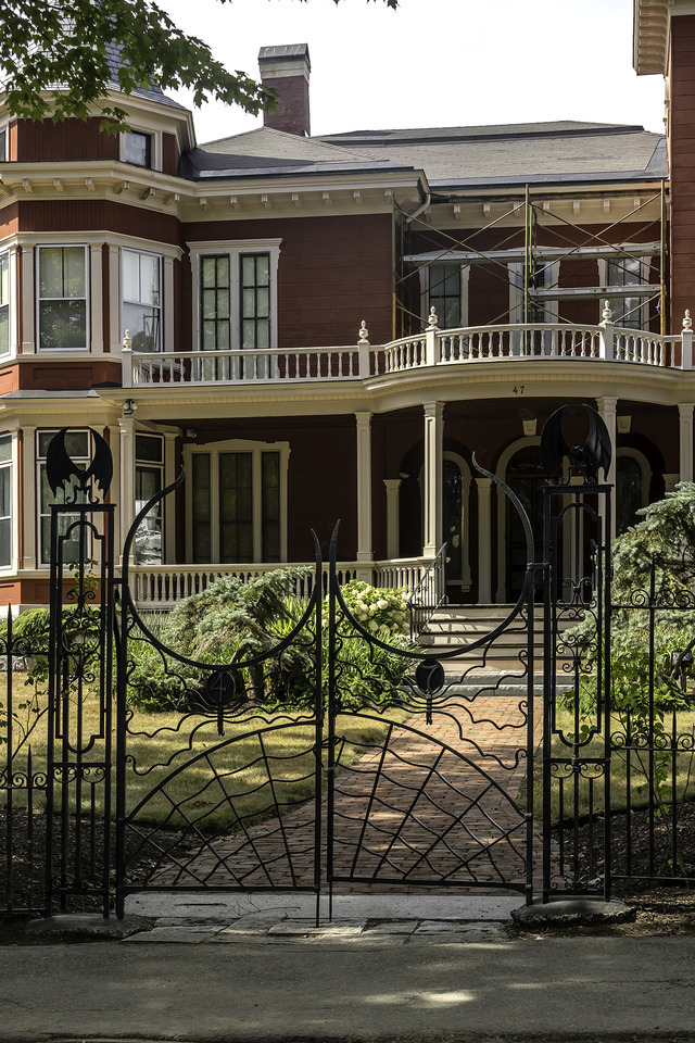 Stephen King’s House 47 W. Broadway, Bangor, Maine | Pat Gavin Photography