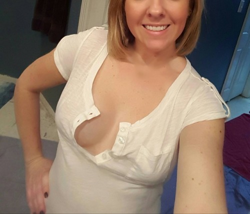 sexywifehappylife:Beautiful tits making their way out #wife...