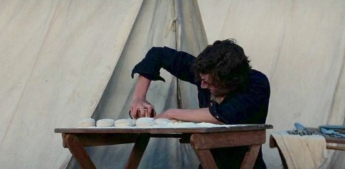 gothictunnels:lol timmy making bread