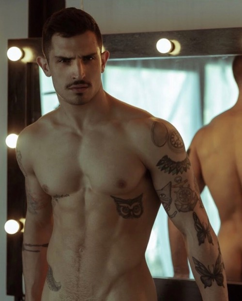 😍😍😍 Hunk Alert 🚨🥰🥰🥰 You can find more hunks on my - HOT 😍😍😍 Hunk Alert 🚨🥰🥰🥰 You can find more hunks on my - HOT