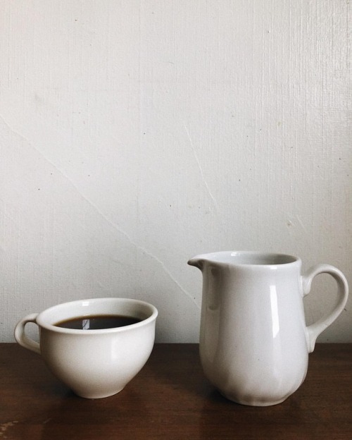 rudyvitkauskas:rainy mornings & coffee.