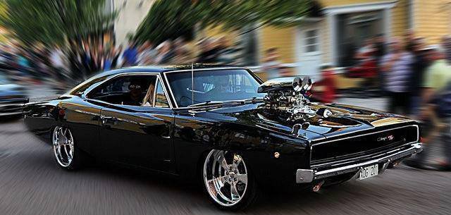 Hot American Cars — Mean Blown 1000hp Dodge Charger 572 HEMI V8 See...