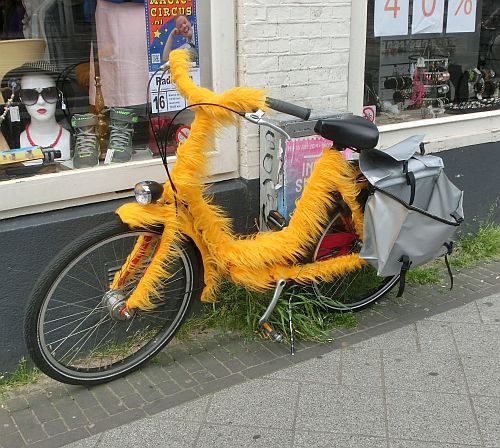 bicycle-amsterdam:Fake fur bicycle. Eastern part of Amsterdam.