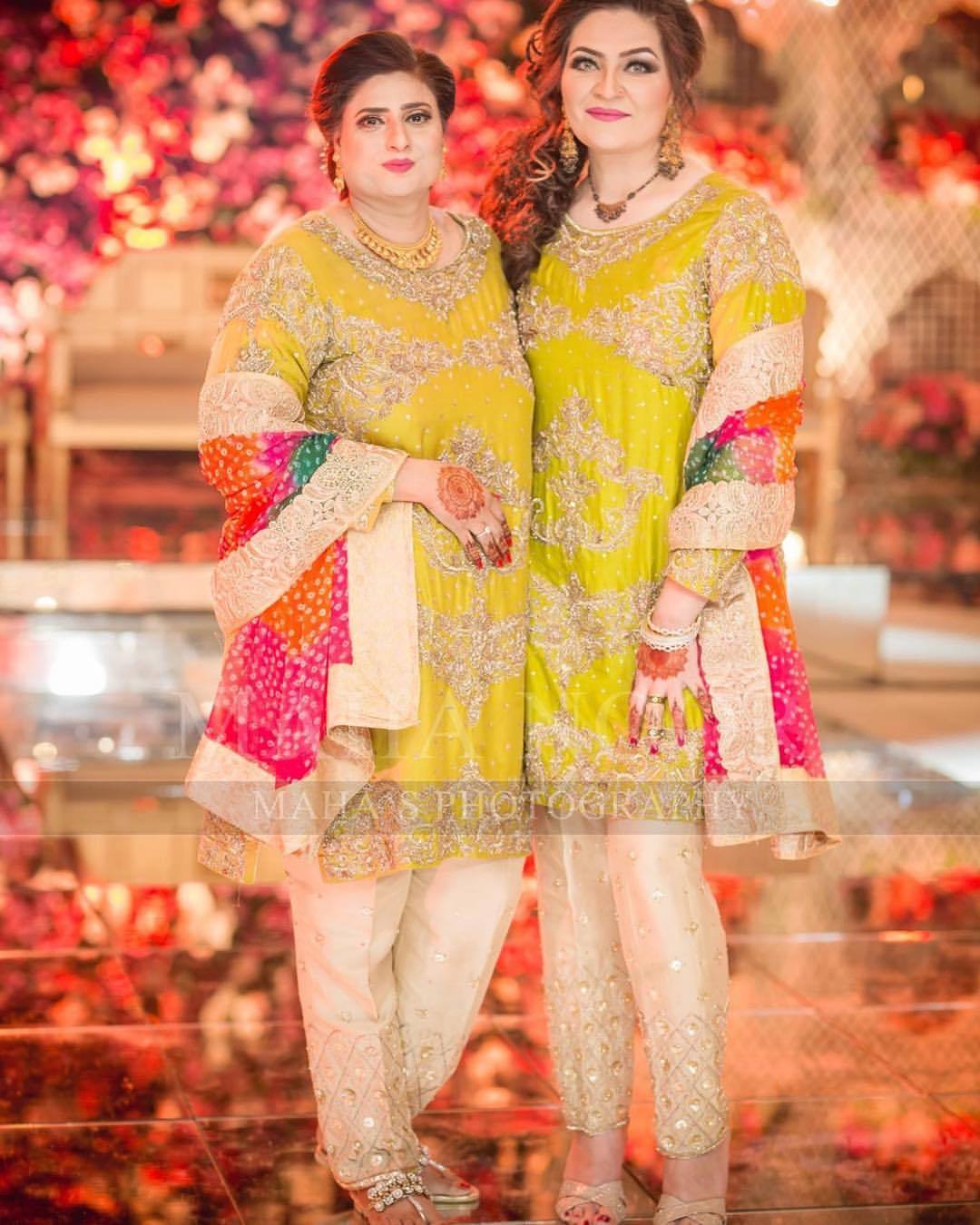 pakistani mehndi function dresses