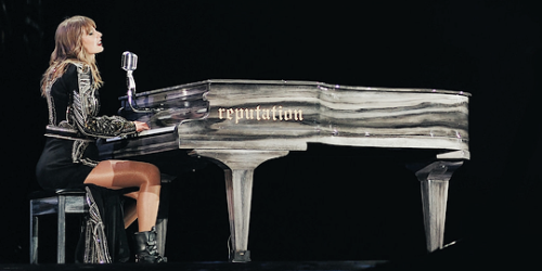 iknewyouwereswiftie13:Taylor playing piano throughout the years~