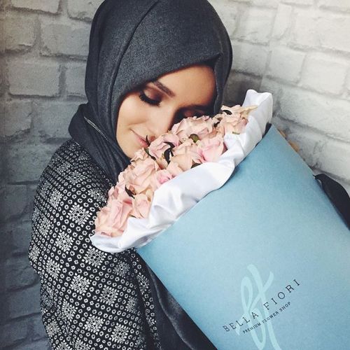 15 Intense Struggles Only A Hijabi Girl Can Truly Relate To