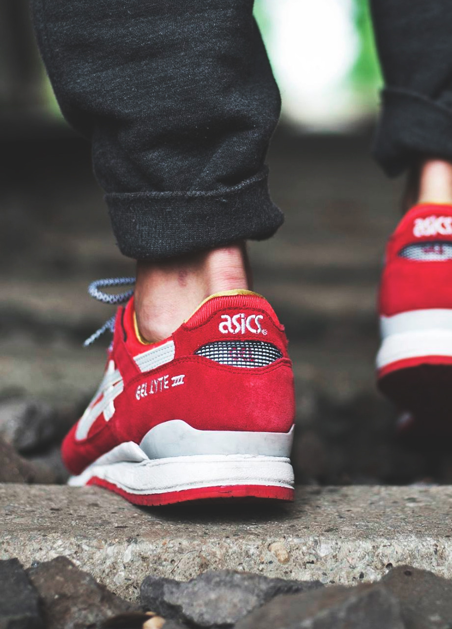 asics gel lyte iii santa