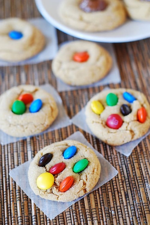 choco-chocoholics:M&Ms Dark Chocolate Peanut Butter...