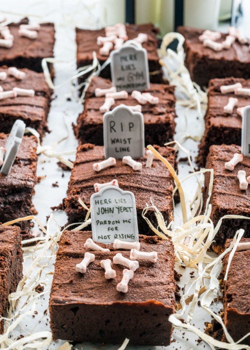 foodffs:Halloween Candy BrowniesFollow for recipesGet your...