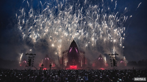 edmisbestmusic:Take me homeTake me to Defqon.1