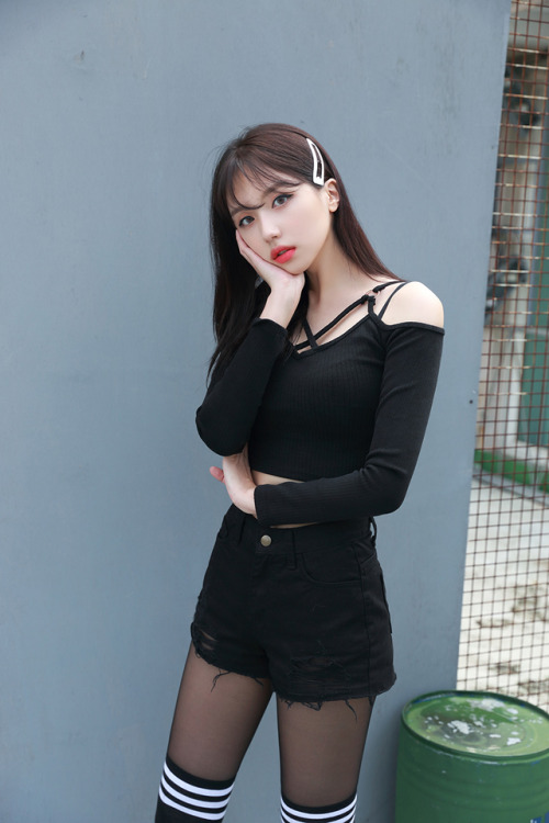 korean-dreams-girls:T-ae - September 28, 2018 2nd Set