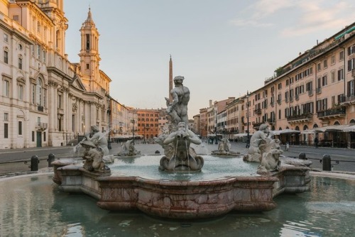 myfairylily:Piazza Navona, Rome, Italy | pathport 