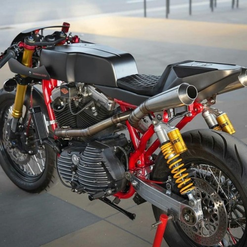 🏁 caferacerpasion.com 🏁 Wooo! The best custom of December?...