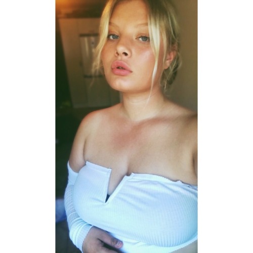 effyourconfidence effyourbodystandards effyourbeautystandards asos plus asos curve asos big girls fat girls fatty.kat fattykat plus size thick blonde tan big lips plump