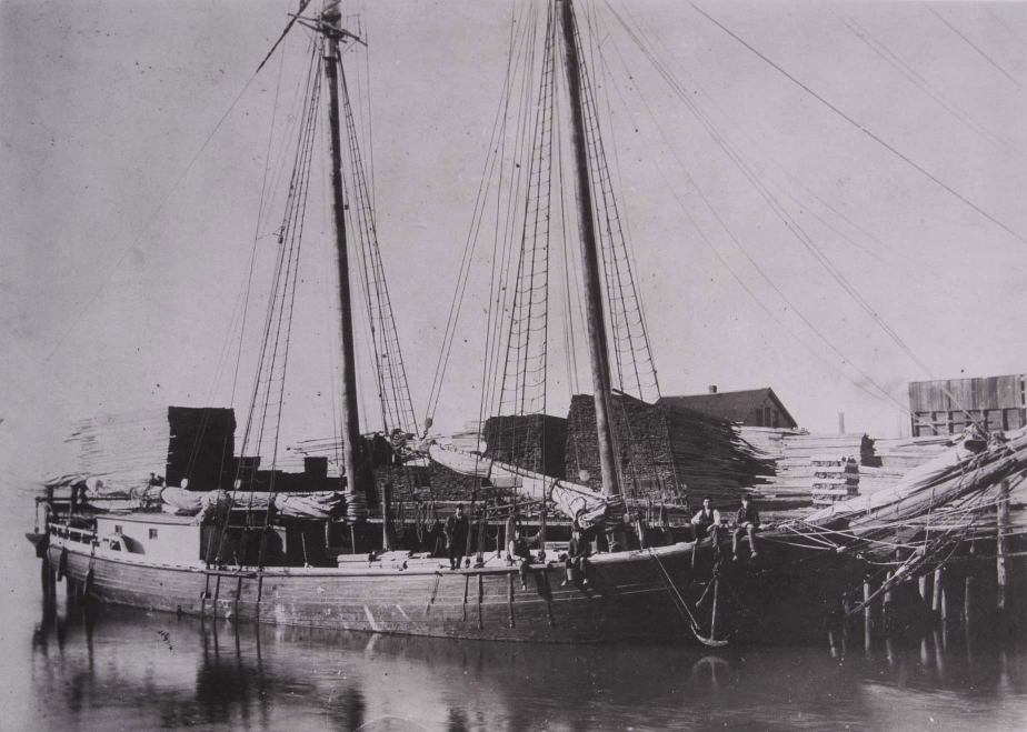 packet schooner