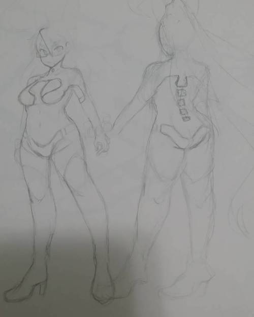 Quick ref. Sketch of what Daniella’s armor looks like...