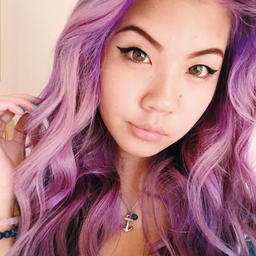 wthjuliee:Purple is fading, but I like it