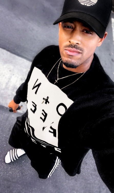 Caliboyflirt Caliboyflirt