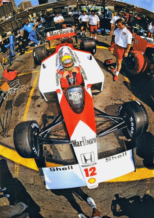 Ayrton Senna - McLaren Honda 1988 In his last race... - SPEED