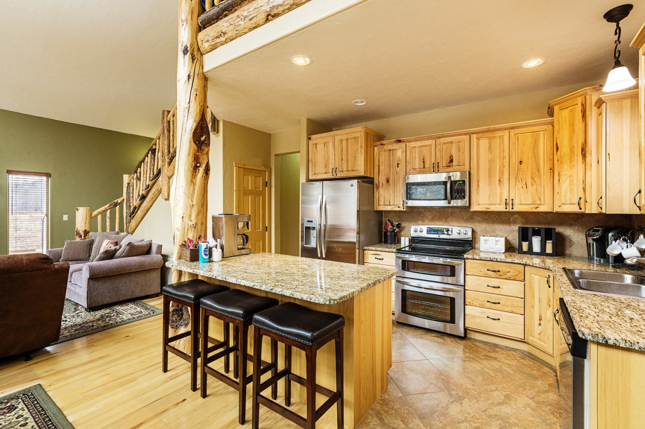 River Crest Cabins -Colorado — Large Group Cabin Rental ...