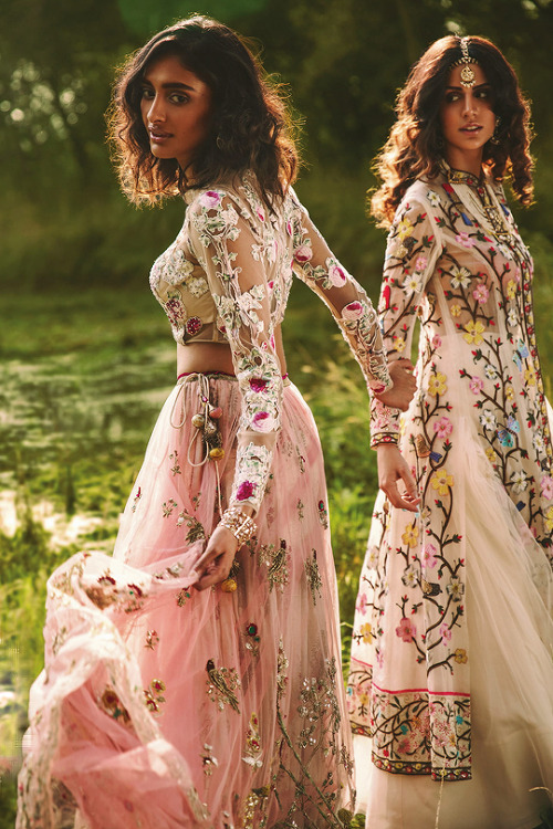 sabyaasachi:Field of DreamsPhotography: Taras TaraporvalaModels:...