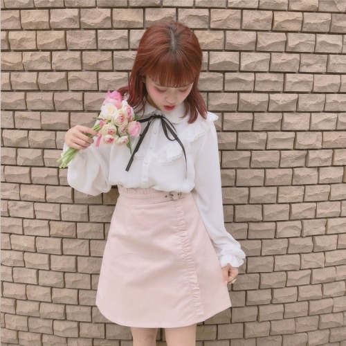honey cinnamon larme larme kei larme fashion Outfit Kawaii Pink Black White ruffles instagram