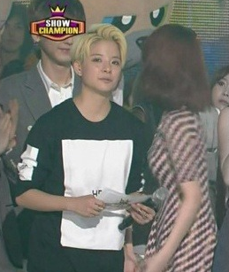 FX sulli dating chanyeol